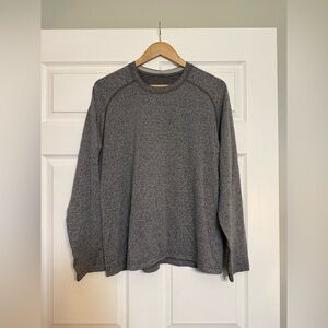 Men’s Lululemon Gray Long Sleeve Medium Tee - Medium